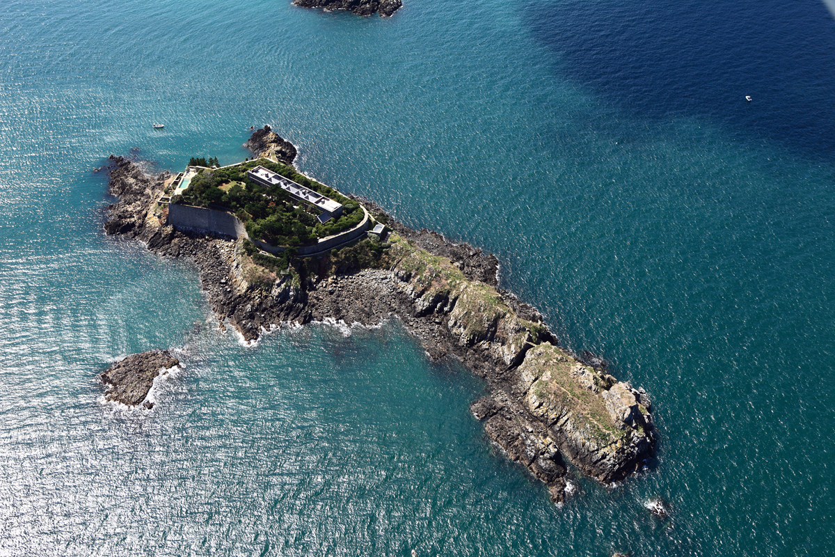 ILE DES RIMAINS 7345 michel coz